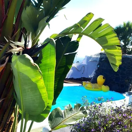 Finca-las Mariposas Luna * Los Silos